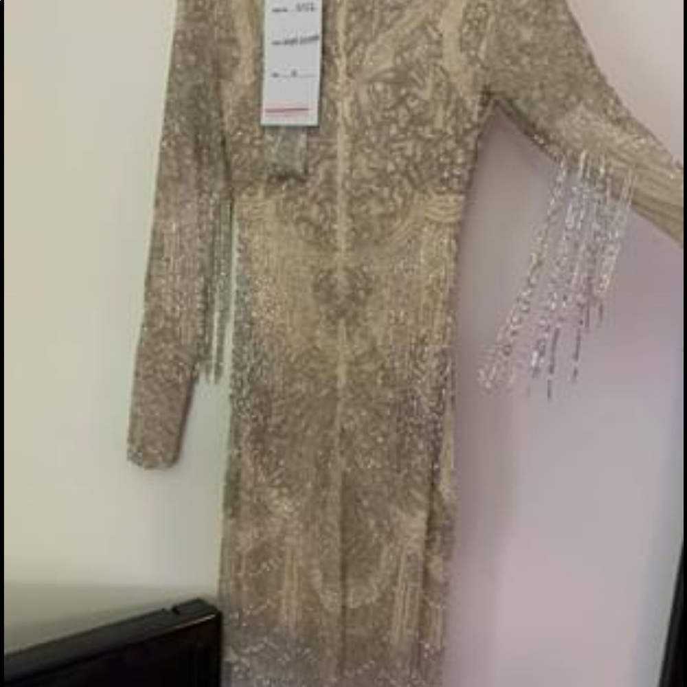 Formal dress - Picture 12 of 16